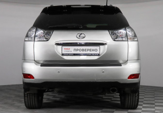 Подержанный автомобиль Lexus RX 2007 года (6 фото)