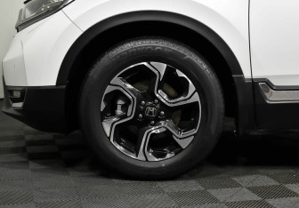 Подержанный автомобиль Honda CR-V 2019 года (9 фото)