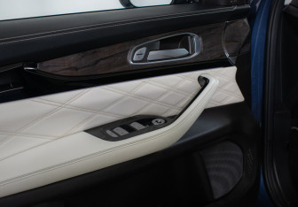 Подержанный автомобиль Exeed VX 2021 года (18 фото)