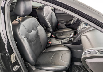 Подержанный автомобиль Ford Focus Sedan 2019 года (11 фото)