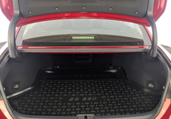 Подержанный автомобиль Lexus ES 2021 года (10 фото)