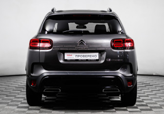Подержанный автомобиль Citroen C5 Aircross 2019 года (6 фото)