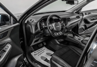 Подержанный автомобиль Haval F7 2022 года (5 фото)