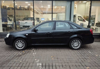 Подержанный автомобиль Chevrolet Lacetti Sedan 2008 года (5 фото)