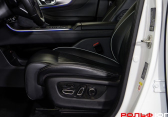 Подержанный автомобиль GAC GS8 2023 года (19 фото)