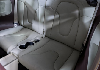 Подержанный автомобиль Audi TT Coupe 2011 года (10 фото)