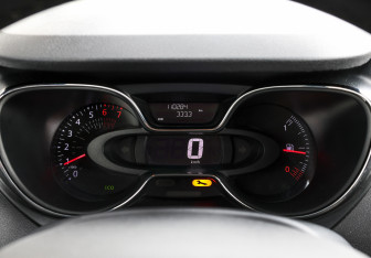 Подержанный автомобиль Renault Kaptur 2019 года (12 фото)