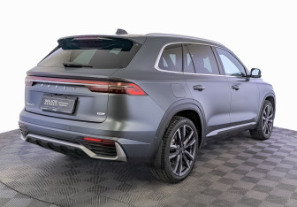 Подержанный автомобиль Geely Monjaro 2024 года (5 фото)