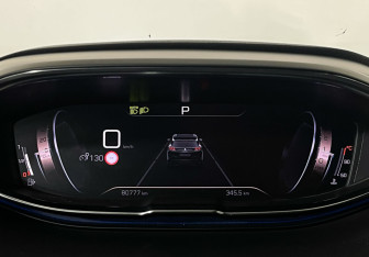 Подержанный автомобиль Peugeot 3008 2021 года (11 фото)