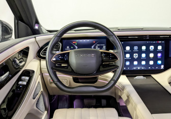 Подержанный автомобиль Exeed VX 2024 года (22 фото)