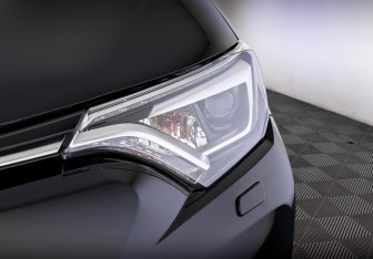 Подержанный автомобиль Toyota RAV4 2019 года (17 фото)