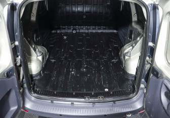 Подержанный автомобиль LADA (ВАЗ) Largus Wagon 2019 года (18 фото)