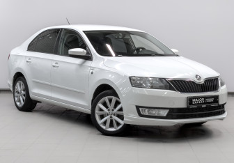 Подержанный автомобиль Skoda Rapid Liftback 2015 года (3 фото)