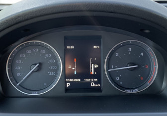 Подержанный автомобиль Land Rover Freelander 2013 года (21 фото)
