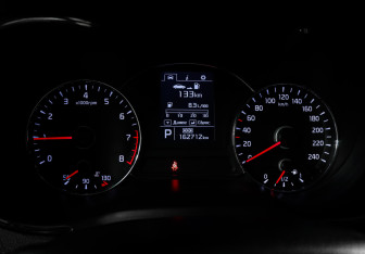 Подержанный автомобиль Kia Cerato Sedan 2015 года (11 фото)