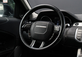Подержанный автомобиль Land Rover Range Rover Evoque 2017 года (11 фото)