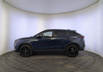 Подержанный автомобиль Omoda C5 2023 года (8 фото)