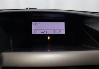 Подержанный автомобиль Lexus RX 2012 года (21 фото)