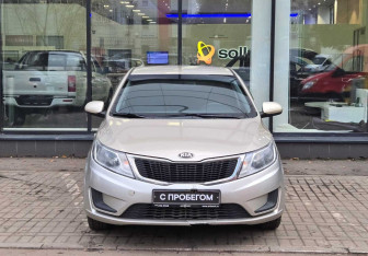 Подержанный автомобиль Kia Rio Sedan 2014 года (2 фото)