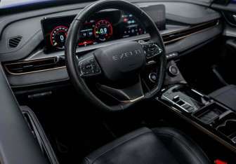 Подержанный автомобиль Exeed LX 2023 года (9 фото)