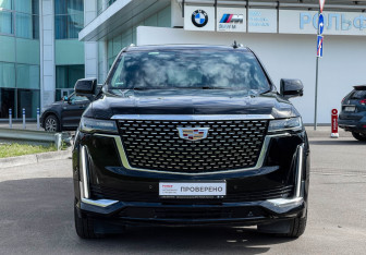 Подержанный автомобиль Cadillac Escalade Suv 2022 года (2 фото)