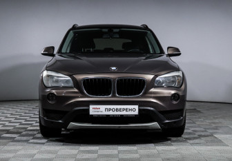 Подержанный автомобиль BMW X1 2012 года (2 фото)