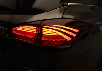 Подержанный автомобиль Geely Atlas Pro 2023 года (26 фото)