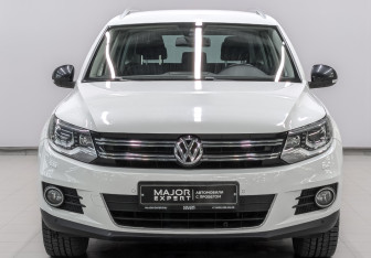 Подержанный автомобиль Volkswagen Tiguan 2013 года (2 фото)