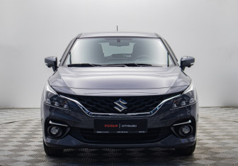 Подержанный автомобиль Suzuki Baleno Hatchback 2023 года (8 фото)
