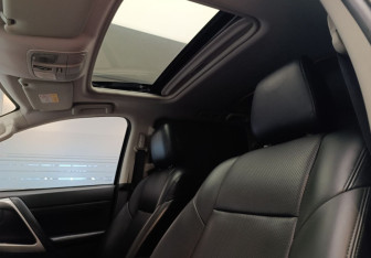 Подержанный автомобиль Mitsubishi Montero Sport 2021 года (10 фото)