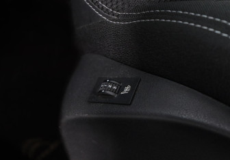 Подержанный автомобиль Citroen C3 Hatchback 2012 года (10 фото)