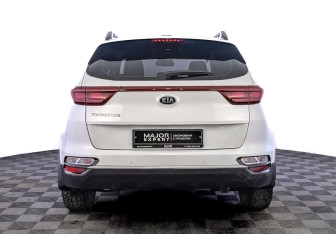 Подержанный автомобиль Kia Sportage 2021 года (6 фото)
