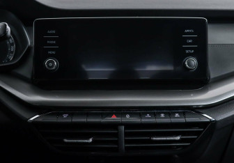 Подержанный автомобиль Skoda Octavia Liftback 2020 года (7 фото)