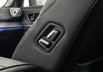 Подержанный автомобиль Jaecoo J8 2024 года (22 фото)