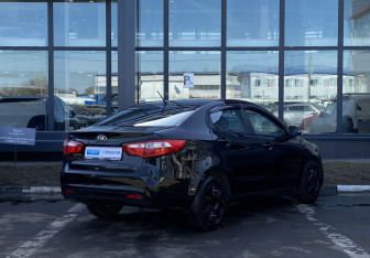 Подержанный автомобиль Kia Rio Sedan 2013 года (5 фото)