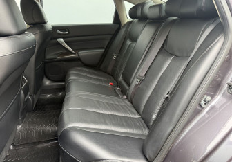 Подержанный автомобиль Nissan Teana 2013 года (11 фото)