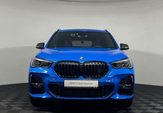Подержанный автомобиль BMW X1 2021 года (3 фото)