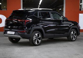 Подержанный автомобиль Москвич 3 2023 года (5 фото)