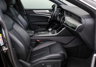 Подержанный автомобиль Audi A7 2019 года (11 фото)