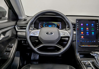 Подержанный автомобиль Москвич 6 2023 года (22 фото)