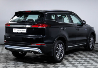 Подержанный автомобиль Geely Atlas Pro 2024 года (5 фото)