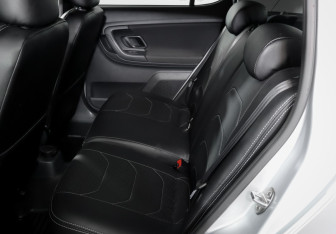 Подержанный автомобиль Skoda Fabia Hatchback 2014 года (10 фото)