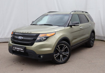 Подержанный автомобиль Ford Explorer 2014 года (1 фото)
