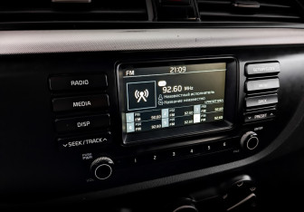 Подержанный автомобиль Kia Rio Hatchback 2020 года (25 фото)