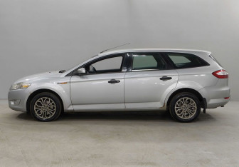 Подержанный автомобиль Ford Mondeo Wagon 2007 года (8 фото)