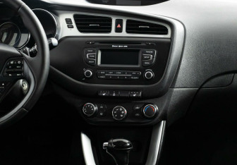 Подержанный автомобиль Kia Ceed Wagon 2013 года (9 фото)