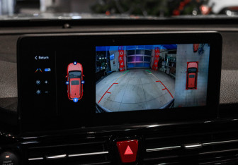 Подержанный автомобиль Москвич 3 2024 года (19 фото)