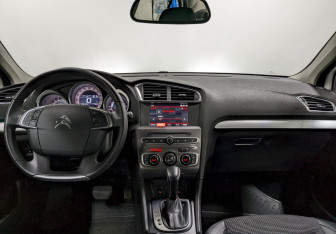 Подержанный автомобиль Citroen C4 Sedan 2021 года (22 фото)