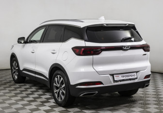 Подержанный автомобиль Chery Tiggo 7 Pro 2022 года (7 фото)