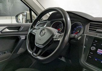 Подержанный автомобиль Volkswagen Tiguan 2020 года (22 фото)